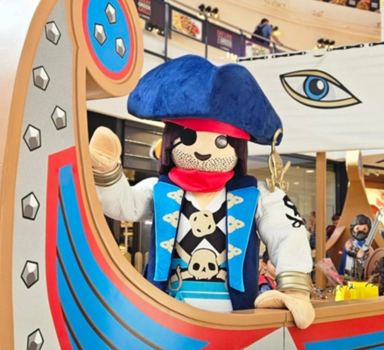 Η μαγεία της PLAYMOBIL ζωντάνεψε στο One Salonica outlet mall.